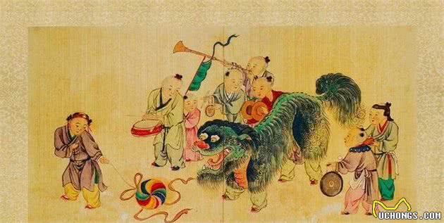 雄狮:“哼!你们中国人干吗要把我雕刻成卷毛狮子狗?”