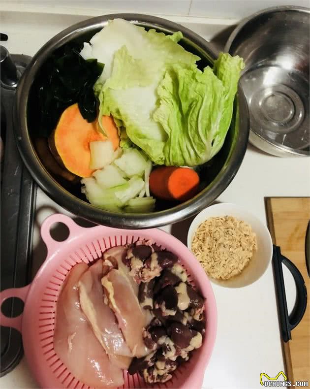 自制犬粮这样做，毛亮健康又健壮！