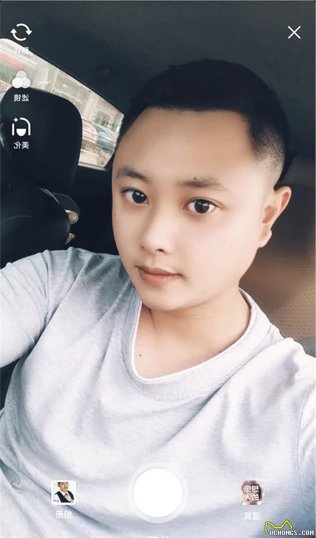 今天来教您如果饲养刚刚到家的小狗狗