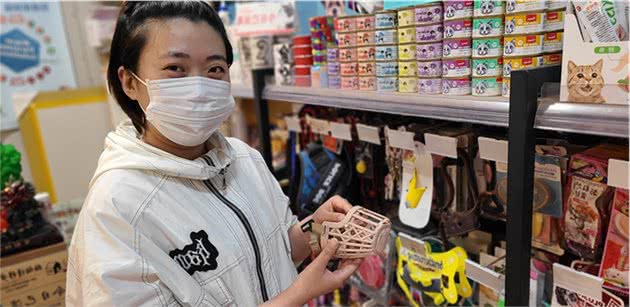 狗出门是否要戴嘴套？听他们都咋说
