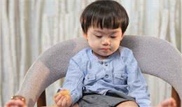 宝宝学语期不好好说话，爱学猫狗叫，了解原因才知道：聪明的表现