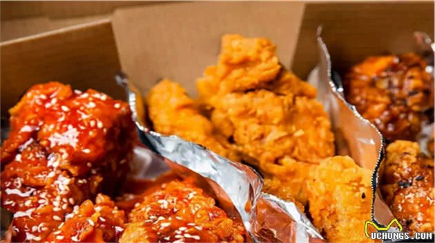 这几种“人类食物”，狗狗不能吃，别让好心害了它