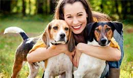 养公犬好还是母犬好？看完这几点饲养差异，你就有答案了