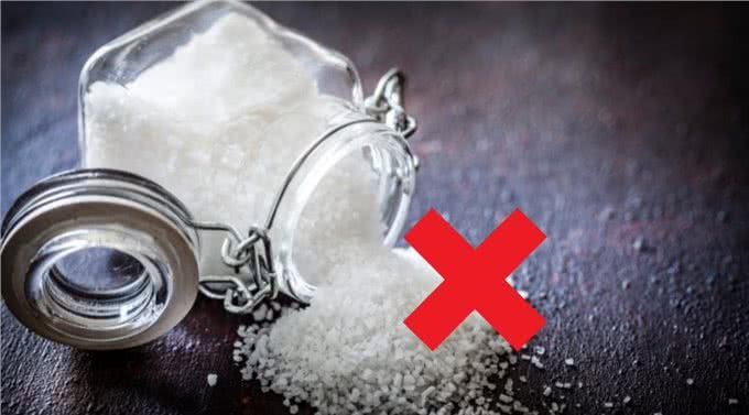 哪些食物会残害狗狗健康?当心这6种