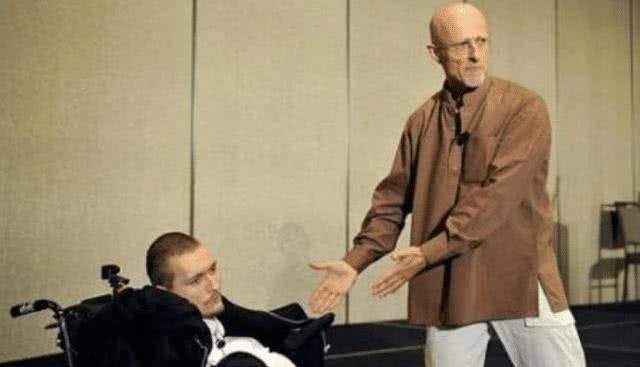 狗换头手术成功，首例活体换人头手术找到志愿者，最终结果如何