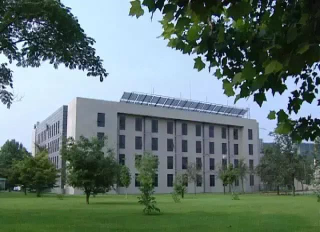 警犬克拉达的三生三世