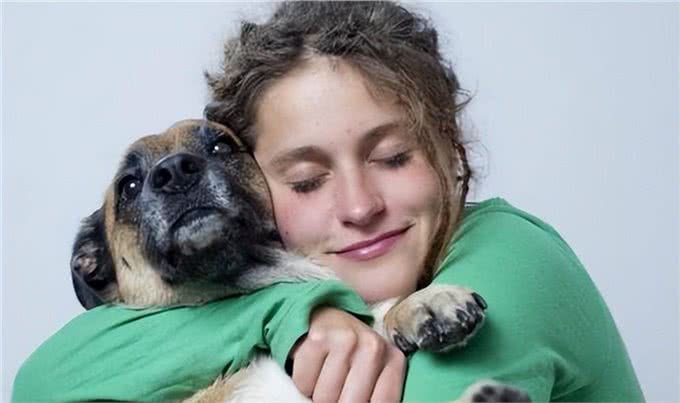 养狗五年:细数养狗的好处&坏处，你想清楚了吗?