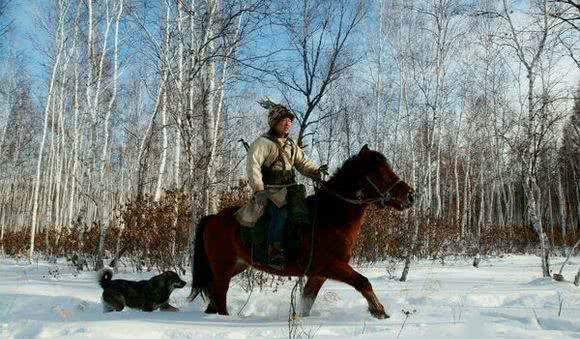 猛犬在身边也挡不住它们，爷爷口述我整理，我们村老猎人遇到的事