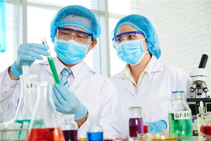中科院科学家首次破译狗摇尾巴的含义，网友却吐槽:和我有关系吗