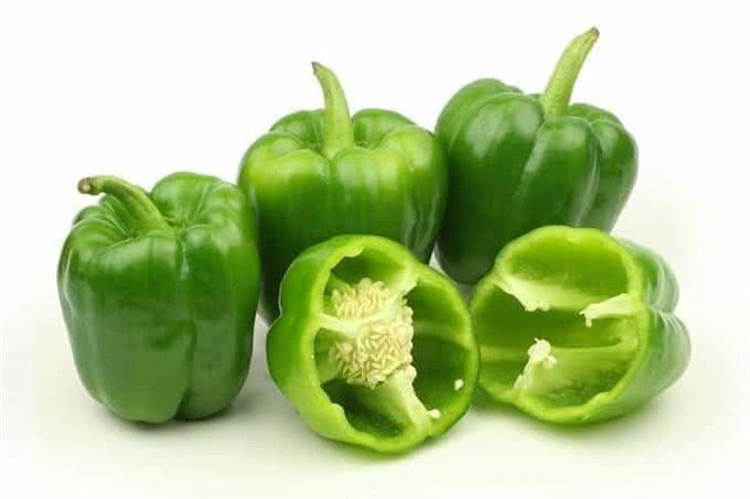 活在川渝地区的狗狗怎么办?狗狗可以吃辣椒吗?菜椒会不会更好?
