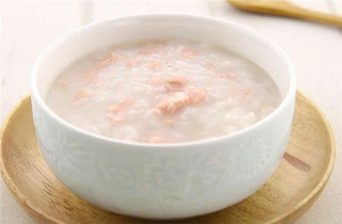 宠护:狗来例假需要注意什么狗狗例假时该做什么措施