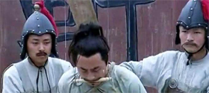 有一种人太可怕，一旦上位了狗都不敢叫，死在他手中的人不计其