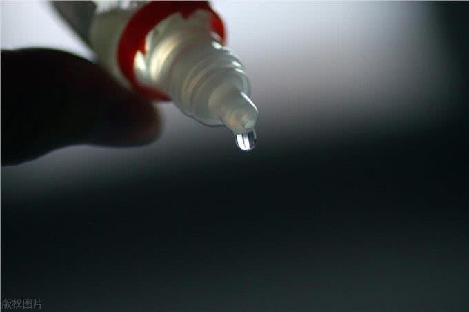 狗狗泪痕怎么洗掉，护理方法分享