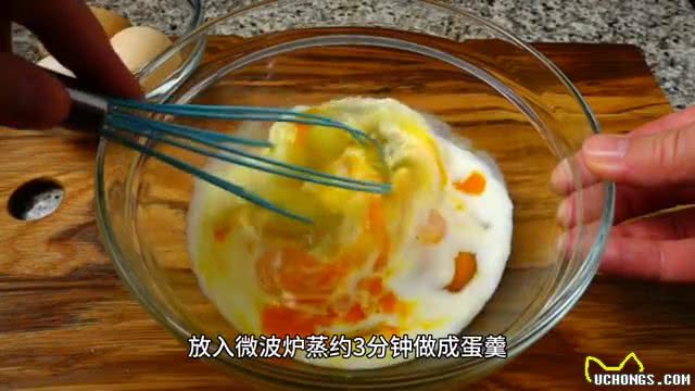 狗狗挑食不吃饭，典型的无肉不欢型