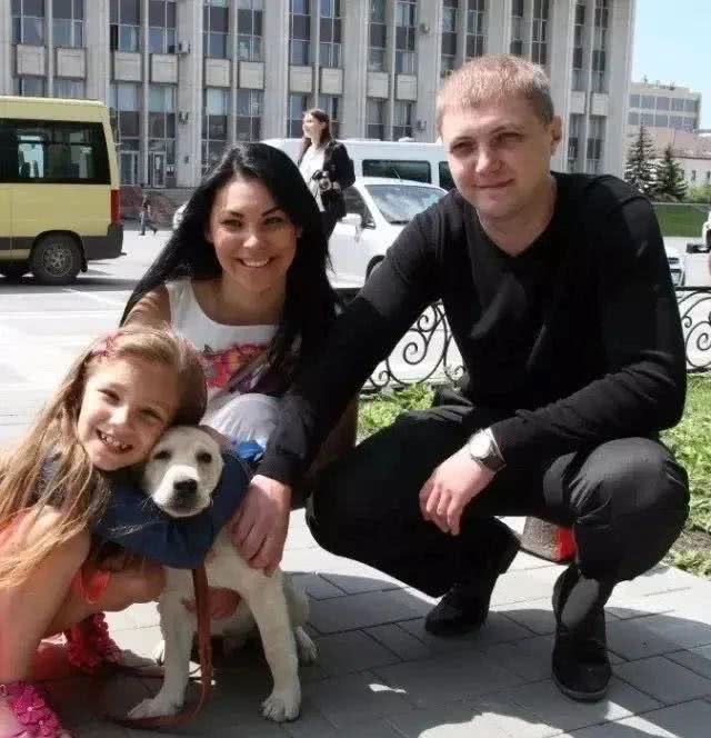 宠猫宠狗的最高境界，送它们去从政