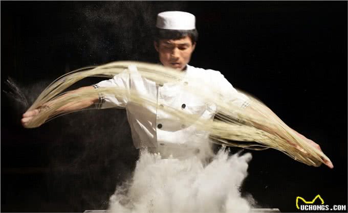 从不服周省到阿卡林省，背后都有怎样有趣的地域梗?