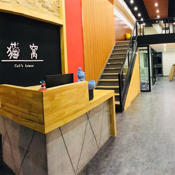 猫窝宠物寄养酒店:通辽市科尔沁区西拉木伦公园附近