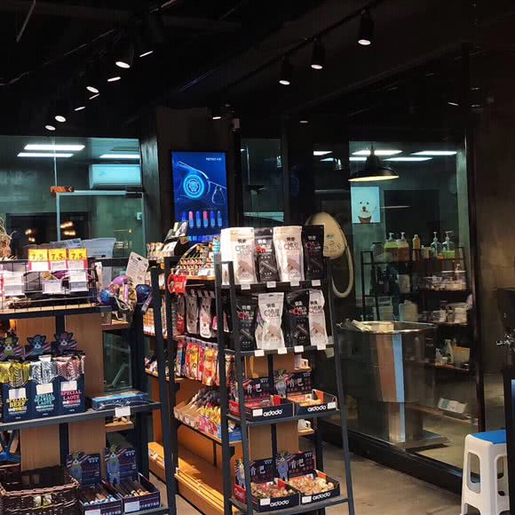 PETKIT小佩宠物(蒙自店):上海城区黄浦区西藏南路/世博会馆附近