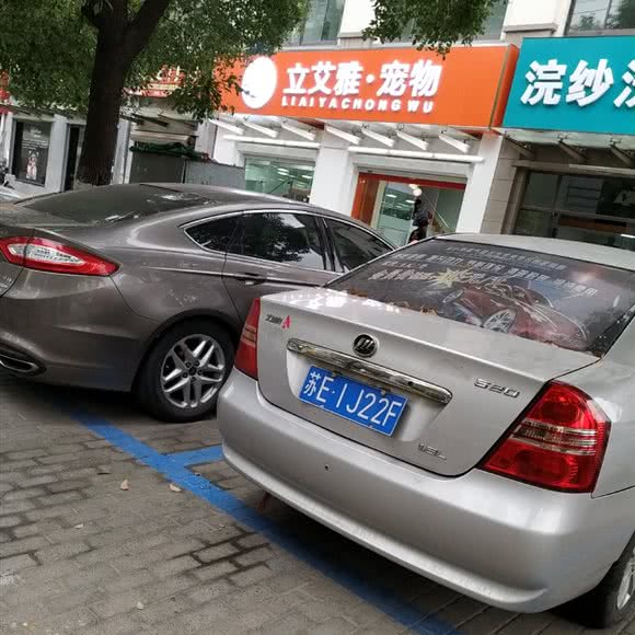 立艾雅·宠物:苏州市昆山市玉山镇附近
