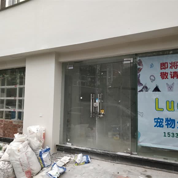 Lucky宠物生活馆:宁波市鄞州区姜山附近