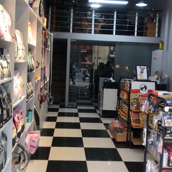 宠物之家(万达店):嘉兴市南湖区万达广场附近
