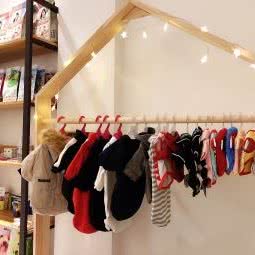 颜宠面包店:九江市浔阳区八里湖新区附近