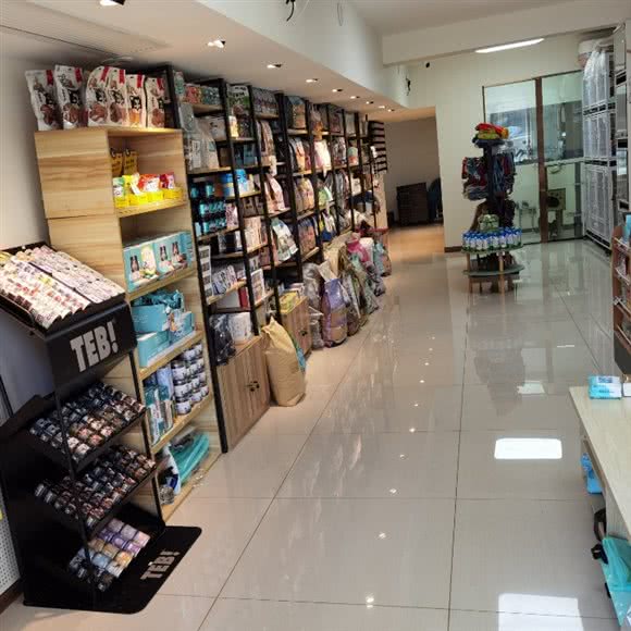 遇见宠物(长沙路店):青岛市市北区海琴广场附近