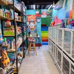 爆爪宠物(顶琇国际城店):武汉市江汉区汉口火车站附近