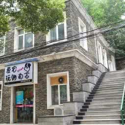 玩物爱宠club宠物店:武汉市汉阳区钟家村附近
