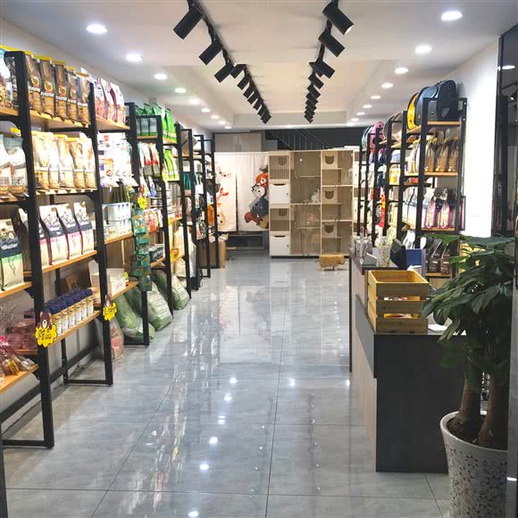 宠里宠物生活馆:遂宁市船山区步行街/中央商务区附近